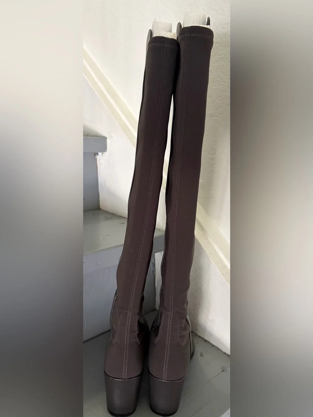 Stuart Weitzman stuart weitzman
